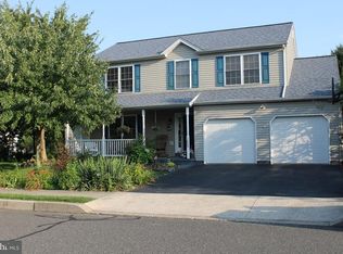 1853 Leedum Ln, Quakertown, PA 18951