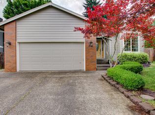 758 SE 55th Pl, Hillsboro, OR 97123