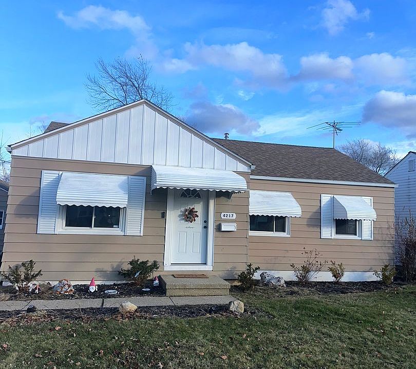 1st image of 4217 W 146th St
