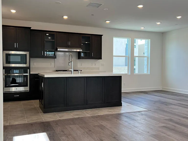 8144 Rose Quartz Cir — Photo 1