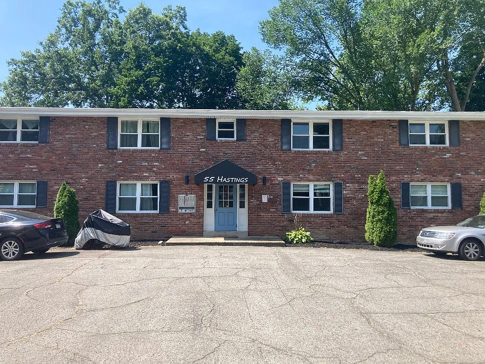 55 Hastings Ave #1