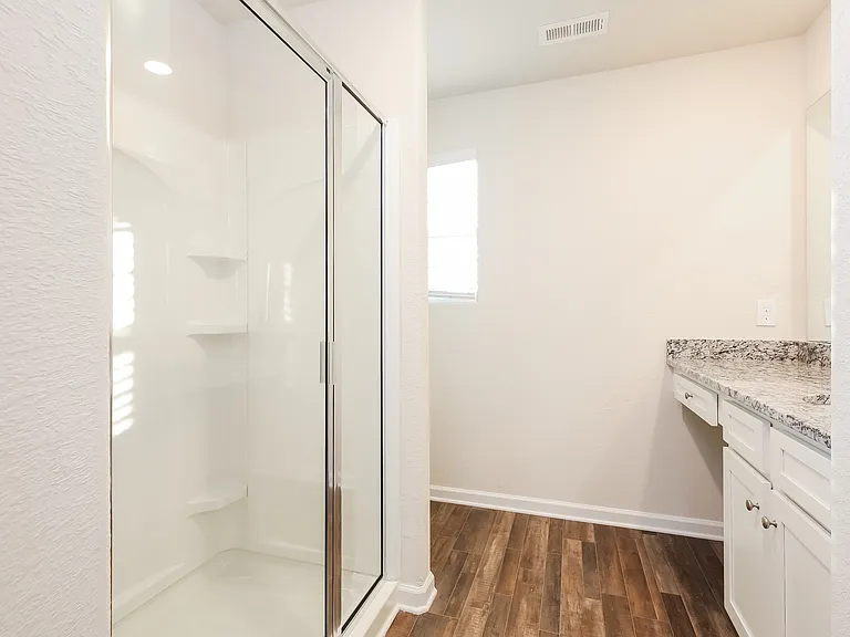 2149 Southlea Dr — Photo 14