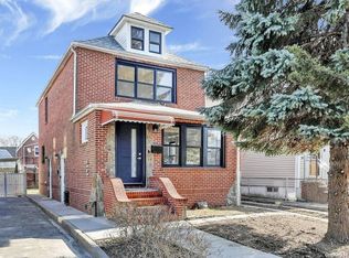 7719 169th St, Fresh Meadows, NY 11366
