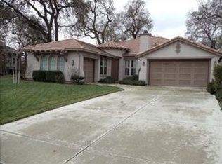 228 Royal Oaks Dr, West Sacramento, CA
