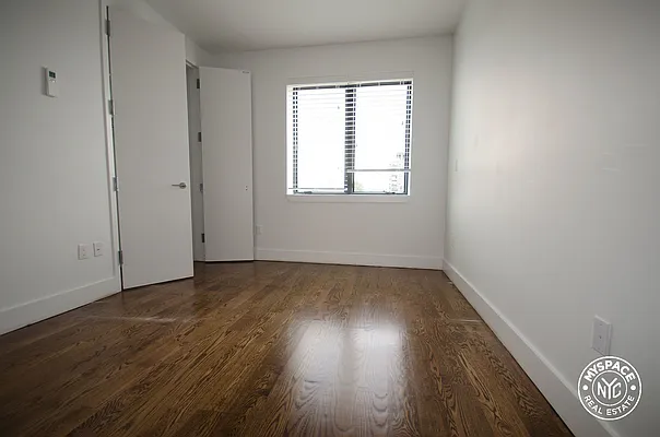 Rented by MySpaceNYC | media 16