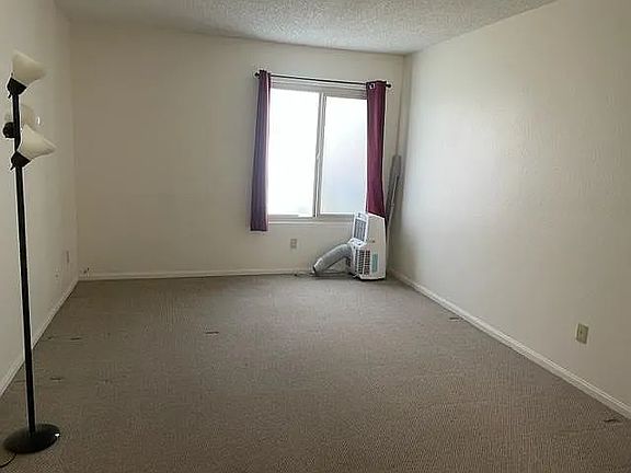 5th image of 5950 Rancho Mission Rd Unit 163