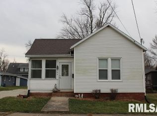 307 W Euclid Ave, Lewistown, IL 61542