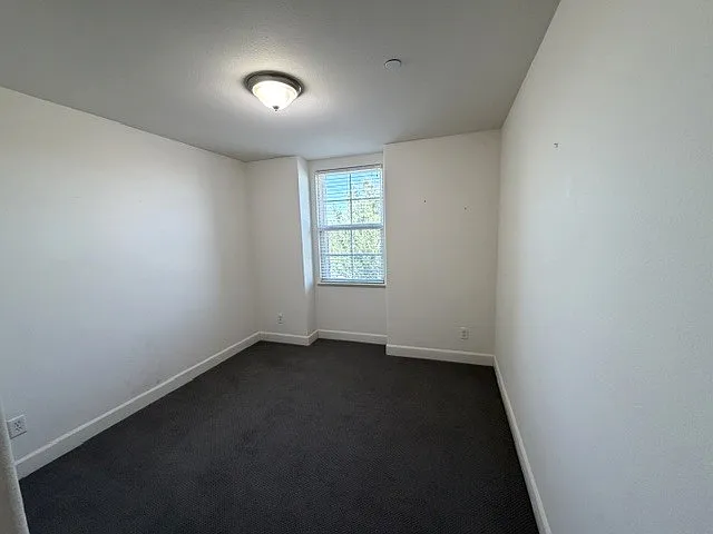 1244 Brownell St — Photo 9