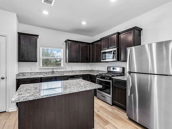 4th image of 10858 Quinn Ct #17265599