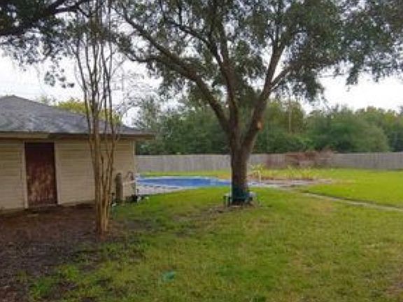 3rd image of 8490 Glenbrook Dr