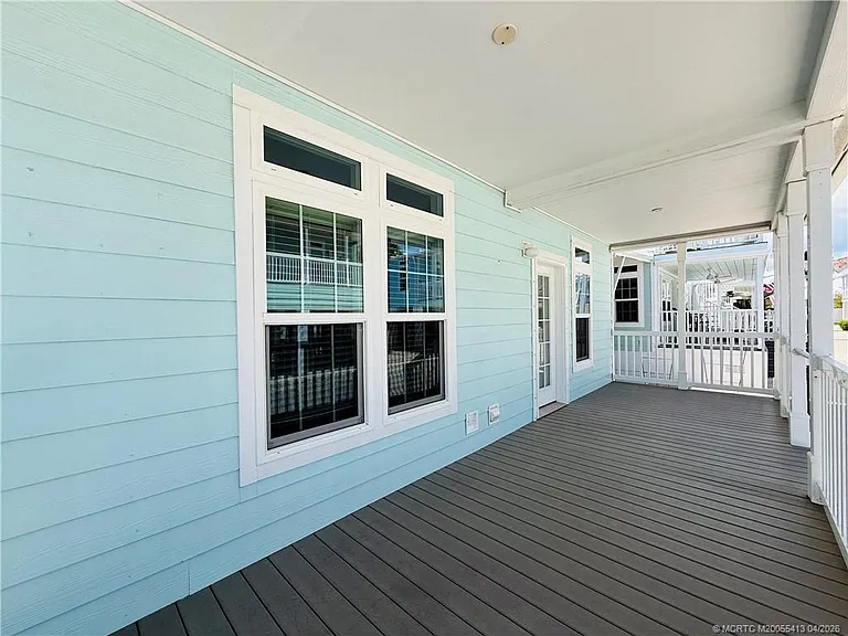 35 NE Nautical Dr — Photo 4