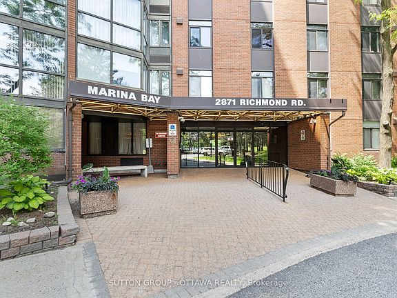 3rd image of 2871 Richmond Rd #1002