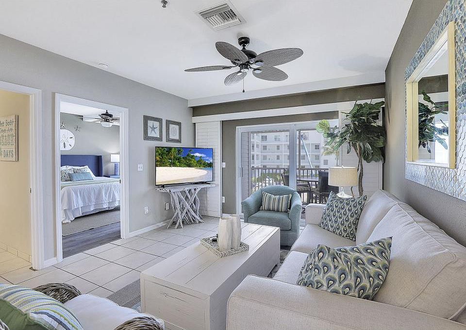 1st image of 160 Palm St #302