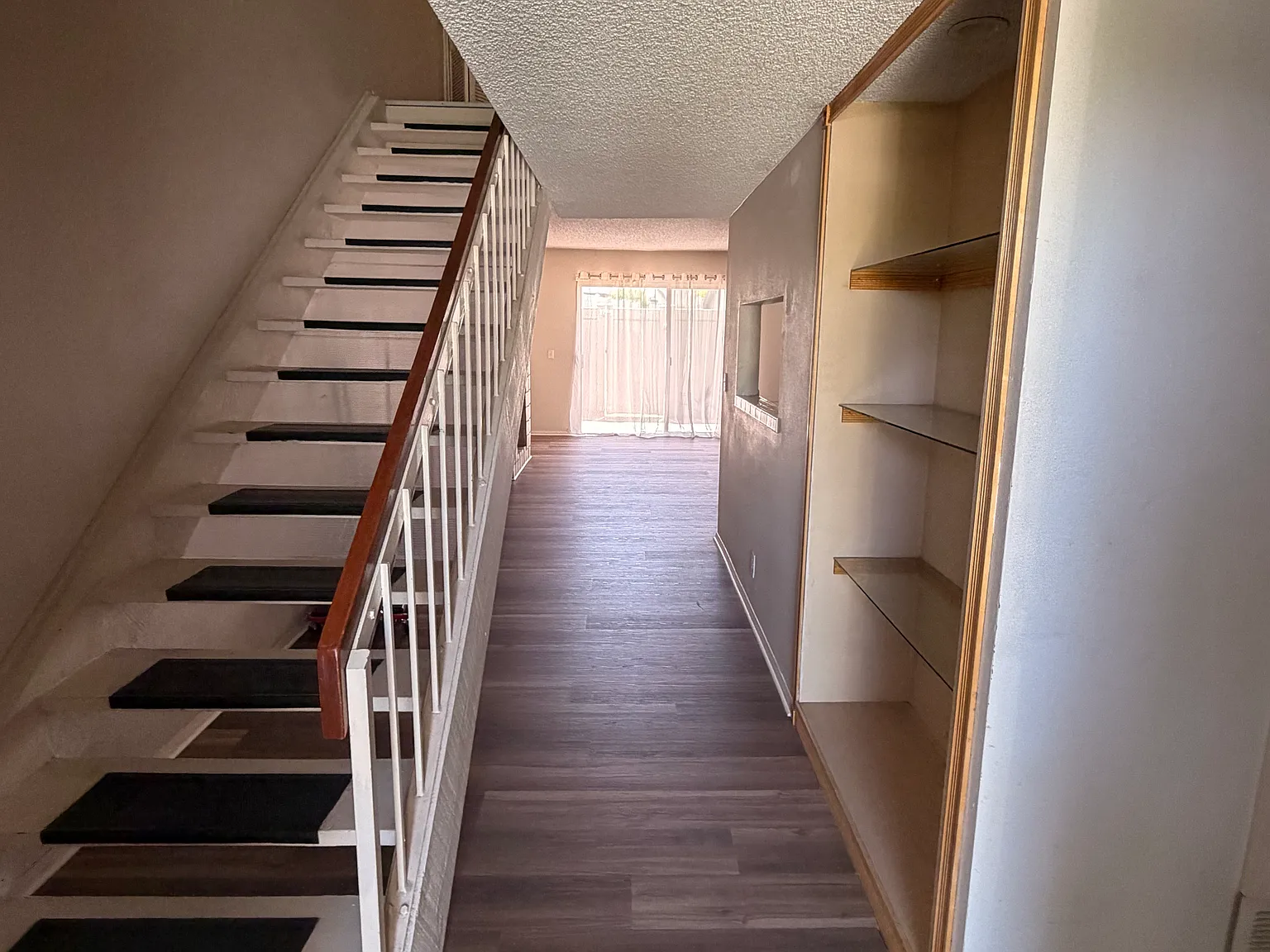 2 bed, 1472 sqft, $2,600 — Photo 1