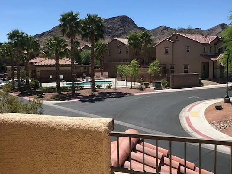 1172 Paradise Desert Ave — Photo 24