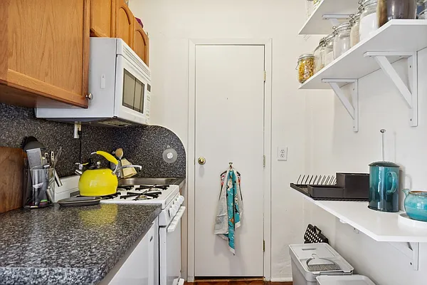 Rented by Corcoran | media 7