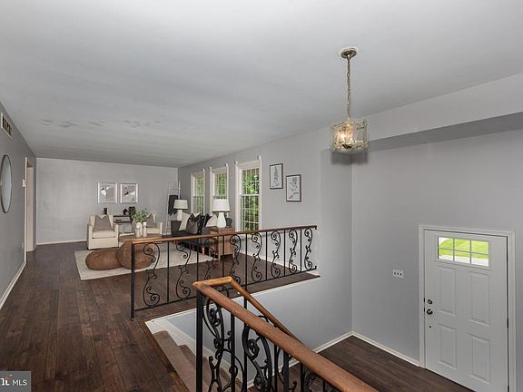 5th image of 2711 Overview Rd