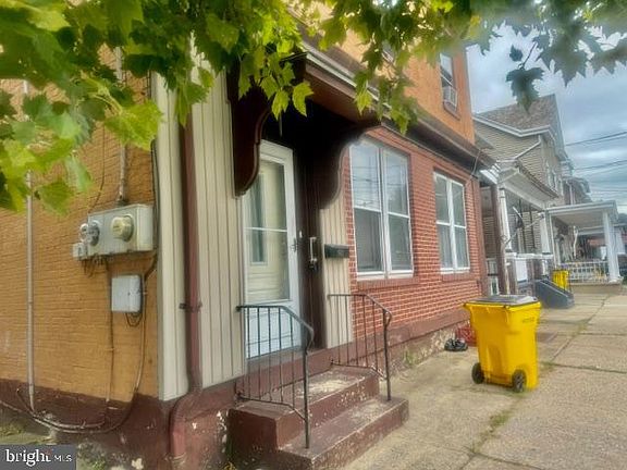 2nd image of 103 Parkway & Union St