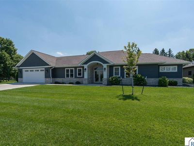 617 Marie Ln, North Mankato, MN, 56003