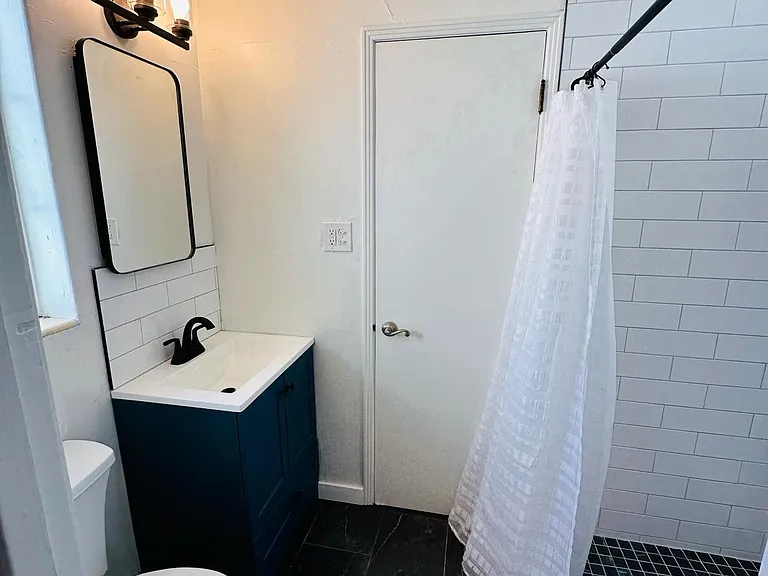 3010 E Copper St — Photo 23