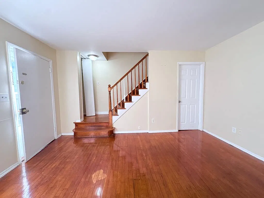2 bed, $1,700 — Photo 2