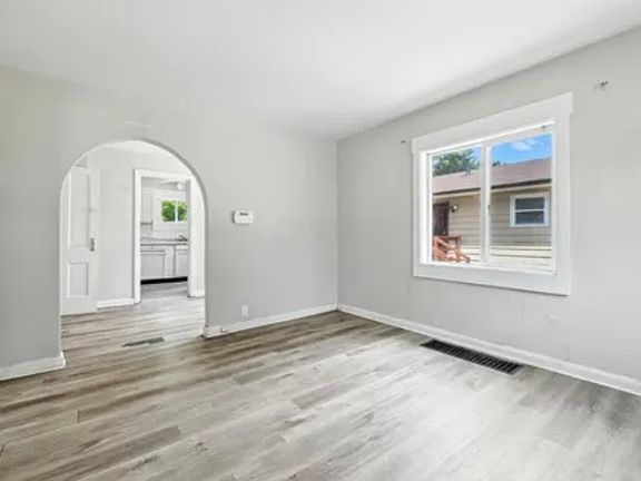 4th image of 3424 Orchard Ave