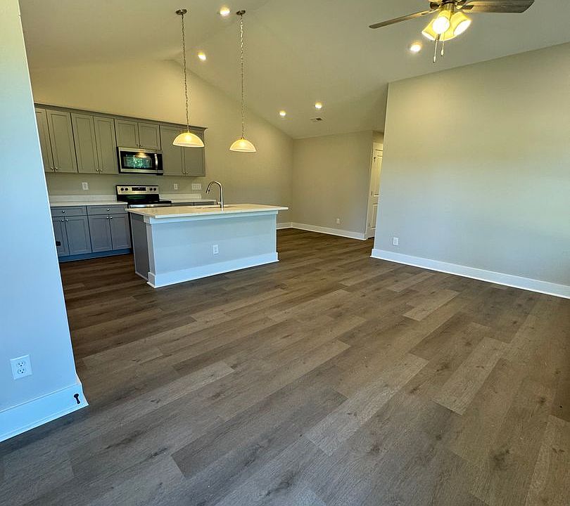 1st image of 141 Brawley Villas Pl