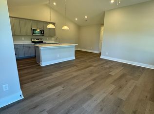 141 Brawley Villas Pl, Mooresville, NC 28117