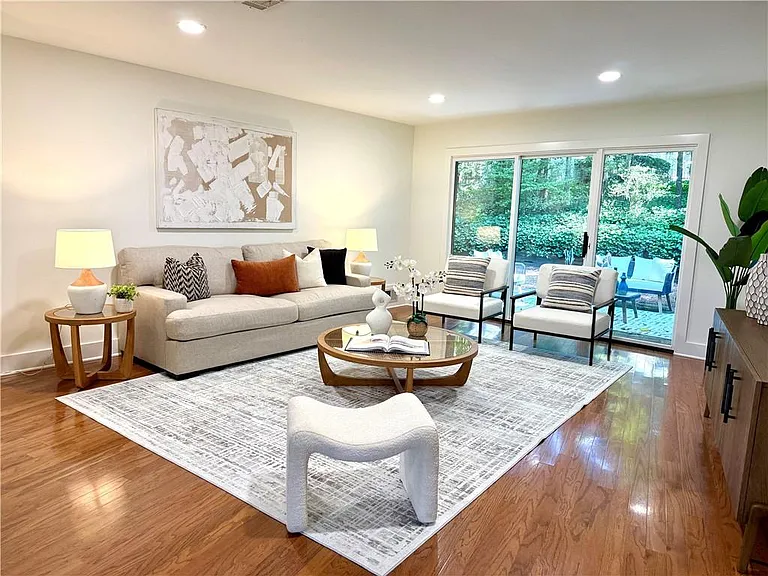 4198 Lake Rill Ct — Photo 6