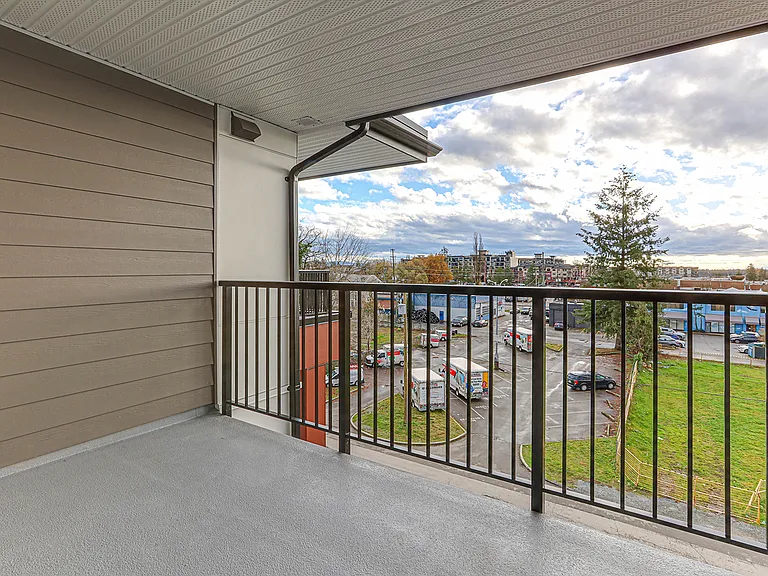 22575 Brown Ave — Photo 14