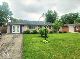 104 Sunnyside Dr, North Vernon, IN