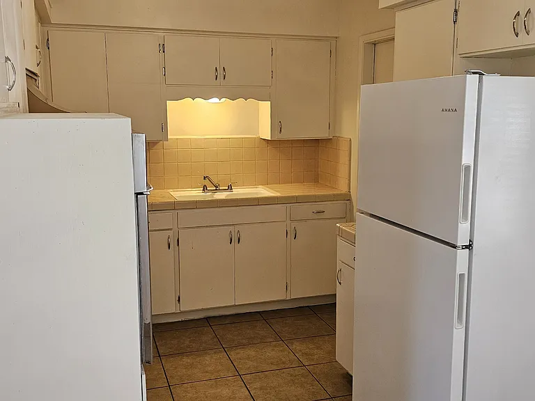 62 S Allen #C — Photo 10