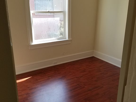 4th image of 1028 Newhall St