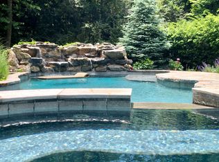 230 Old Albany Post Rd, Garrison, NY 10524