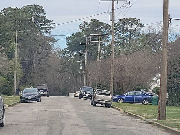 5th image of 1830 Sherwood Rd