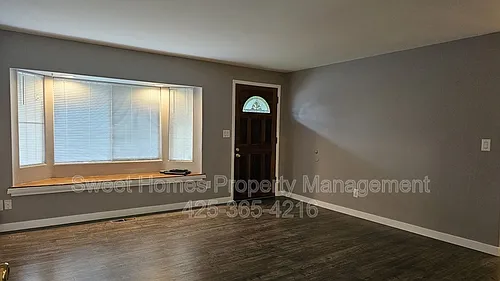 12828 111th Ave NE Photo 1 12828 111th Ave NE Photo 1