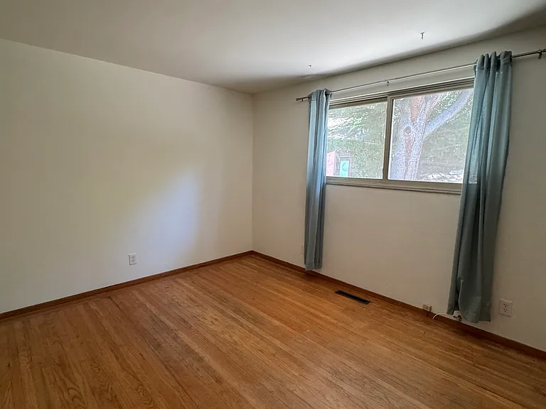 227 Ramona Rd — Photo 28