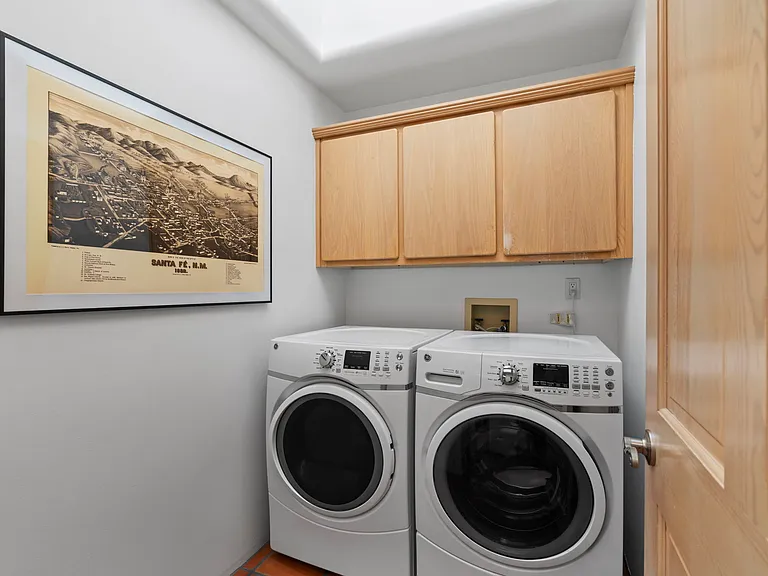 970 Thunderbird Ct — Photo 39
