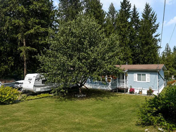 19 W Poirier Rd, Mara, BC V0E 2K0