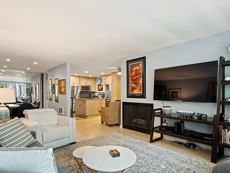 11645 Montana Ave #228 — Photo 8