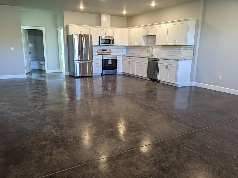 10246B Old Naches Rd — Photo 2