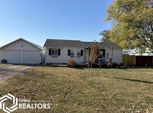 904 4th St, Livermore, IA 50558