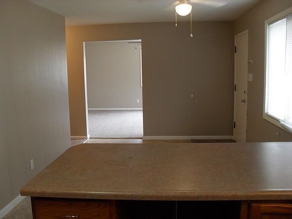 2nd image of 2615 W Eugenie Ave