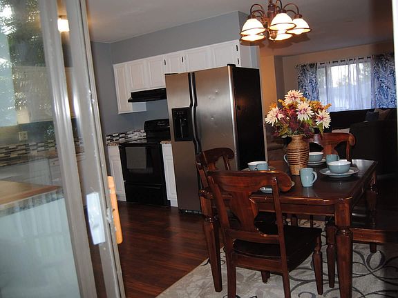 5th image of 1307 E Forest Dr