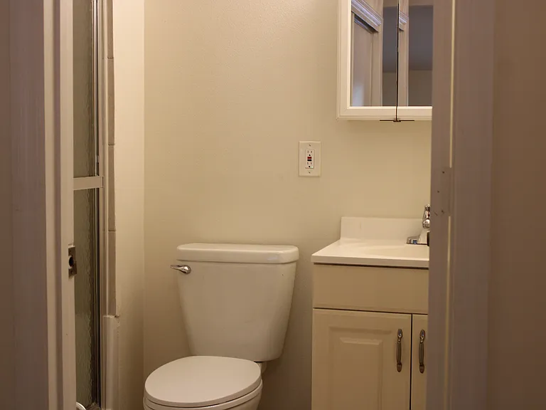 315 E 137th Ave — Photo 35