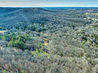 1811 S Finger Rd, Fayetteville, AR 72701