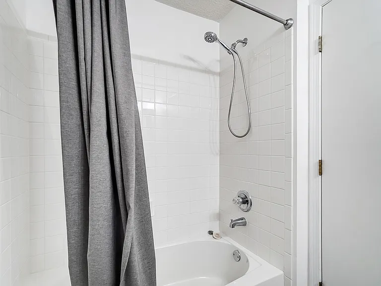 338 Bear Woods Dr — Photo 38