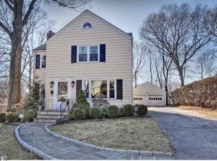 53 Warwick Ave, Fairfield, CT 06825