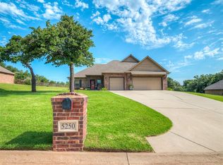 5250 Hunters Gap, Guthrie, OK 73044