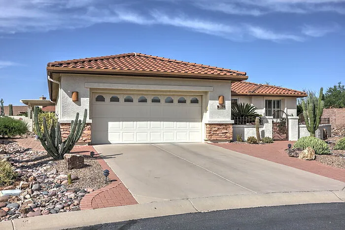884 N Keyes Rd — Photo 1